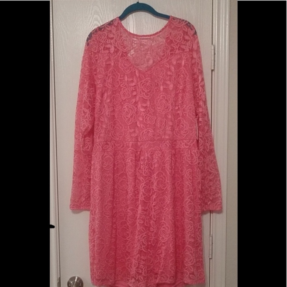 Pink Lace Romper - Picture 2 of 2